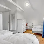 Vakantiehuis Four-bedroom In *