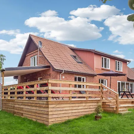 5 Bedroom Lovely In Grenaa Holiday home *